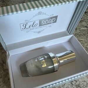 New! Lola Revitalizing Soap Eye Serum